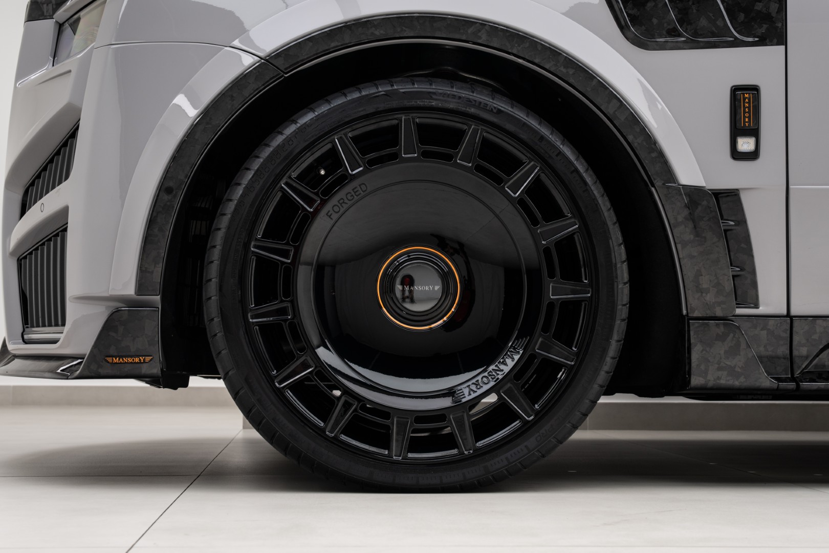 2026 ROLLS ROYCE CULLINAN BLACK BADGE BY MANSORY | FULL CARBON